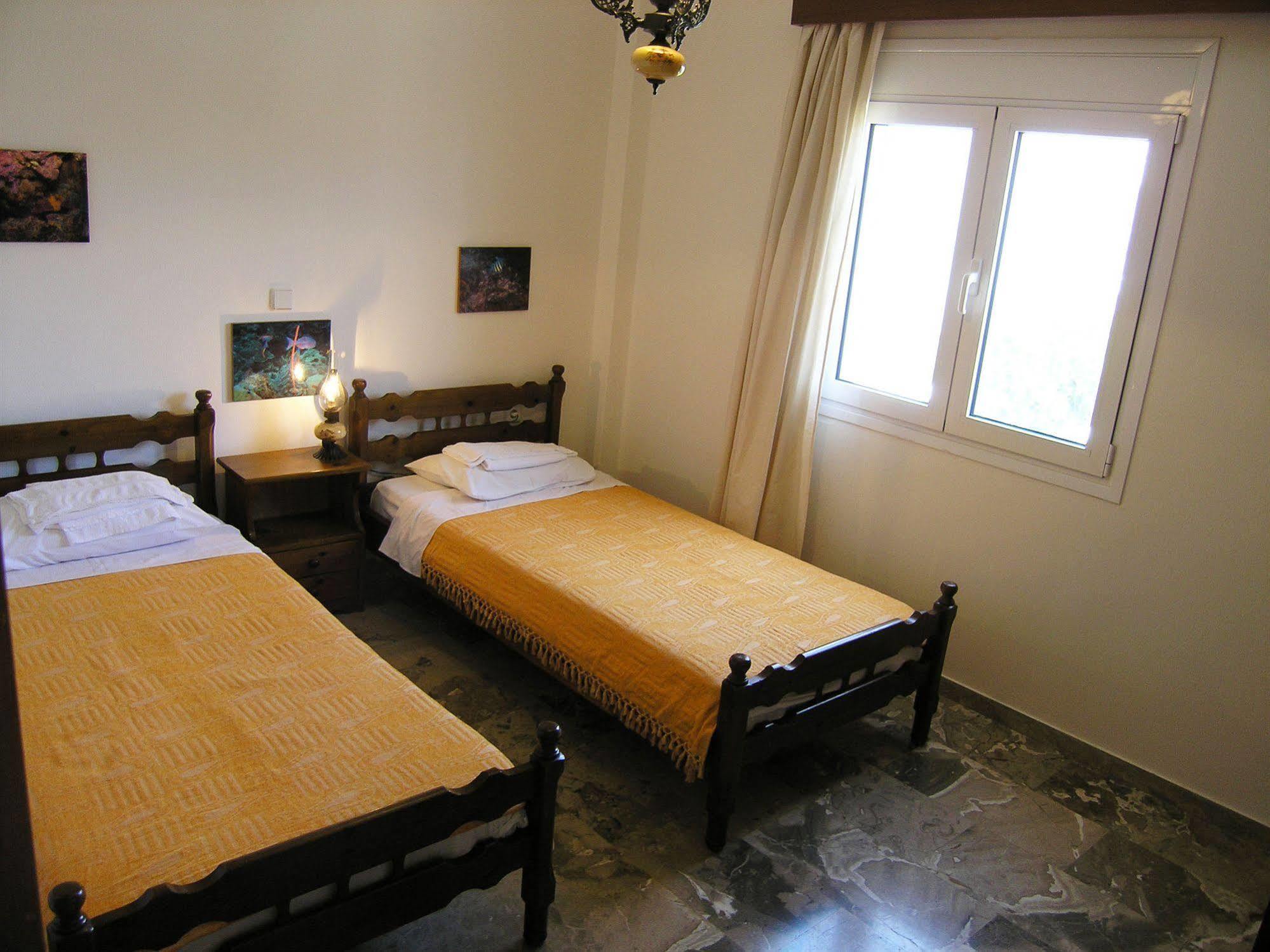 Popy Apartments Ierápetra Екстериор снимка